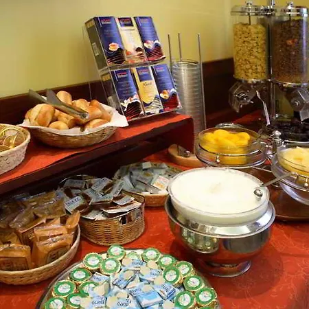 Hotel Astoria 3*
