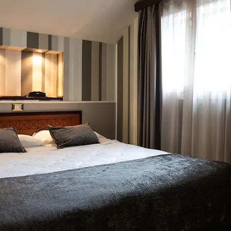 Astoria Bologne