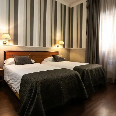 Astoria Hotel